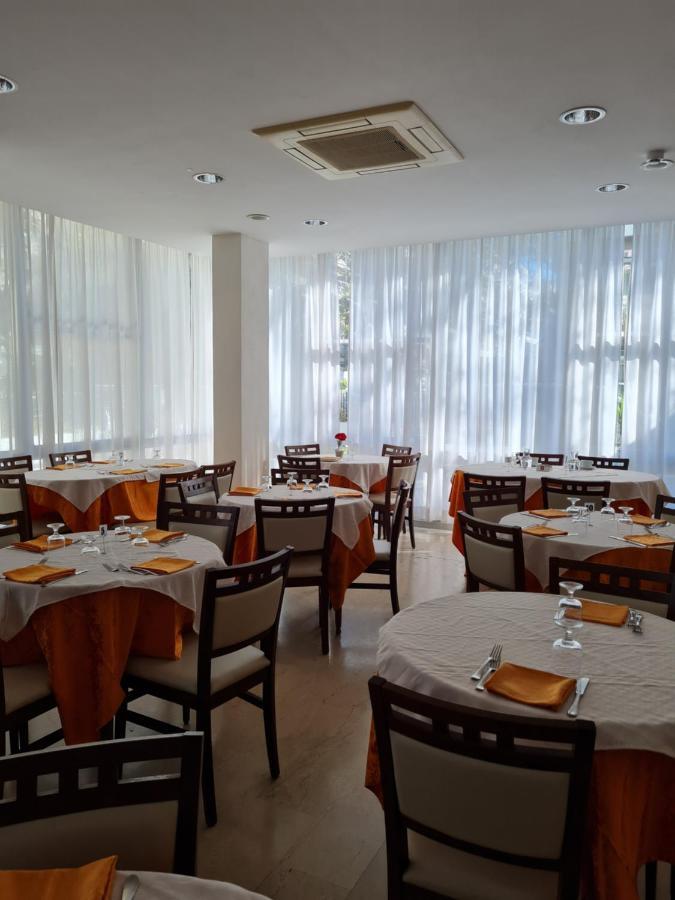 Hotel Marconi Miramare Rimini Exterior photo