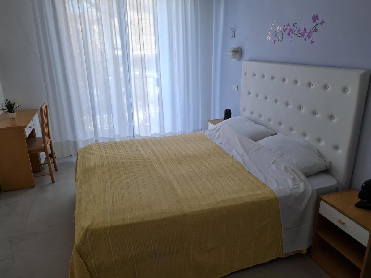 Hotel Marconi Miramare Rimini Exterior photo